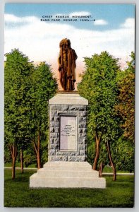 Iowa Chief Keokuk Monument Rand Park Postcard D29