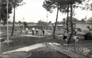 Miniature Golf, La Hume Writing On Back crease left top corner, writing on ba...