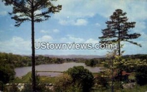 Beaver Lake in Asheville, North Carolina