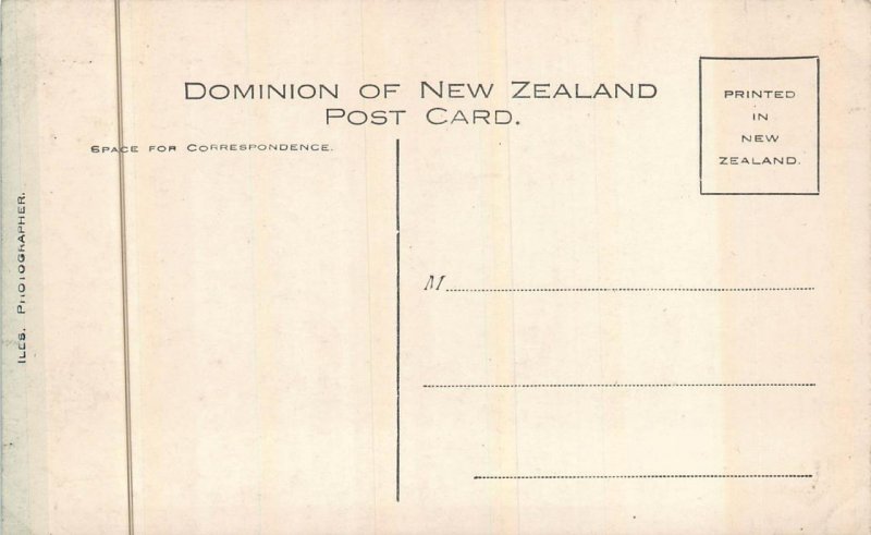 KERERU GEYSER & TERRACE FORMATION NEW ZEALAND POSTCARD (c. 1910)