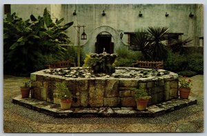 Vtg San Antonio Texas TX Beautiful Garden At Spanish Governors Palace Postcard