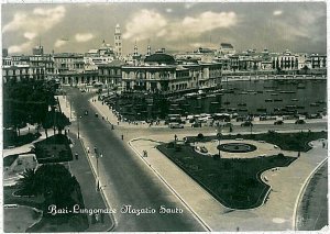 34296 BARI City vintage postcard - SEAFRONT NAZARIO SAURO 1954-