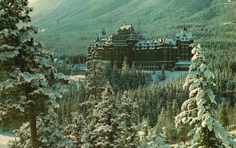 Banff Springs Hotel Banff Alberta Canada Unique Winter CAN Vintage Postcard 1980