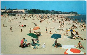 VINTAGE POSTCARD OCEAN BEACH SAND AND GAM AT NEW LONDON CONNECTICUT 1960s