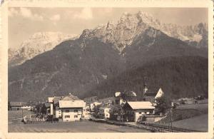 BG19900 waidring mit den steinbergen tirol austria real photo