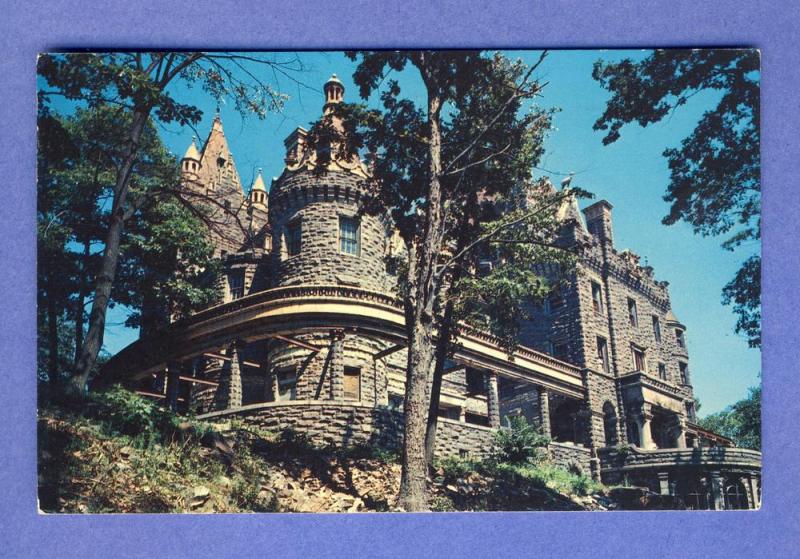 1000 Islands,Ontario,Canada Postcard,Boldt Castle/Heart Isl