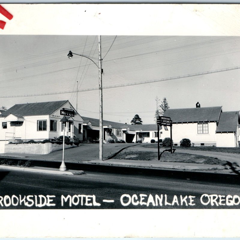 c1940s Oceanlake, OR RPPC Brookside Motel Real Photo Street Vtg Postcard Ore A98