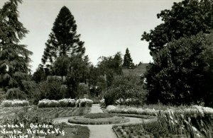 C.1910 RPPC Burbank Garden, Santa Rosa, Calif. Vintage Postcard P120