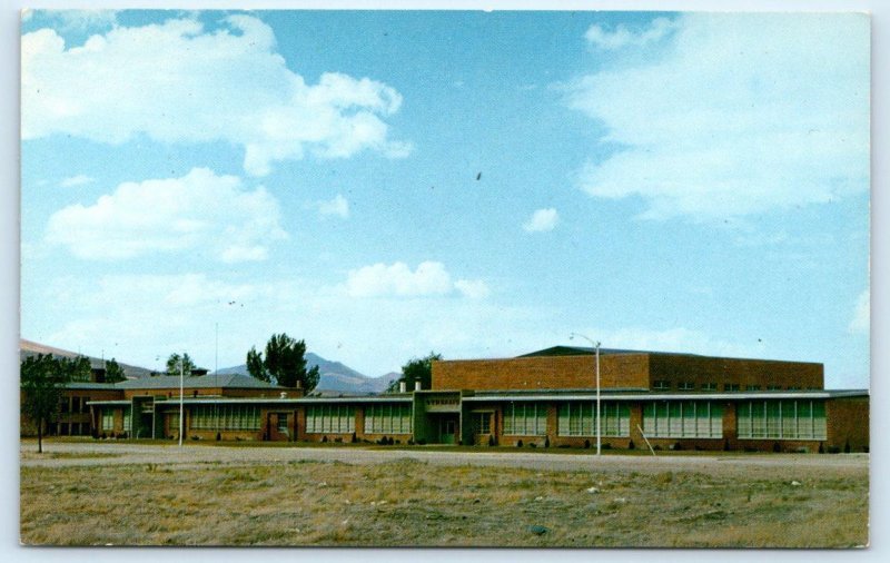WINNEMUCCA, NV Nevada~ Roadside The NEW SCHOOL  c1960s Humboldt County Postcard