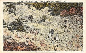 AR, Arkansas  PEOPLE~HELL'S HALF ACRE CRATER~Hot Springs Park  c1920's Postcard