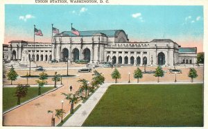 Vintage Postcard 1920's Union Station Washington D.C. Train Railroad