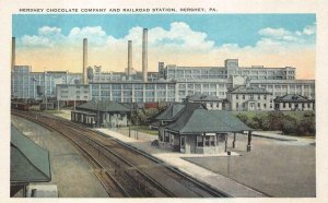 HERSHEY CHOCOLATE CO. & RAILROAD STATION TRAIN DEPOT PENNSYLVANIA POSTCARD