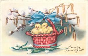 Easter chickens luck bascket snowdrop fantasy Paques poussins bonheur fantaisie 