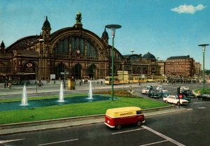 Hauptbahnhof,Frankfurt,Germany BIN