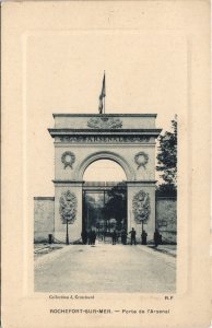 CPA ROCHEFORT-sur-MER - Porte de l'Arsenal (45196)