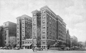 Washington, D.C.  THE NEW COLONIAL HOTEL  Street View~40's Cars   B&W Postcard