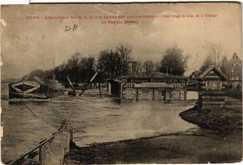 CPA SENS L'Inondation des 21 22 23 et 24 Janvier 1910.Les coséquuences (656857)