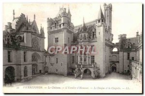 Pierrefonds - Le Chateau - L & # 39Escalier D & # 39Honneur Le Donjon and the...