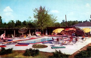 Mississippi Nathchez Bellemont Motor Hotel and Restaurant The Swimming Pool