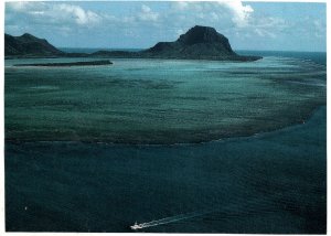 HANDCRAFTED CONTINENTAL SIZE POSTCARD MAURITIUS