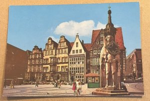 UNUSED POSTCARD - ROLAND WEST SIDE OF THE MARKET, BREMEN, GERMANY