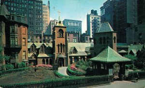 USA New York City Little Church Around The Corner Vintage Postcard 07.28