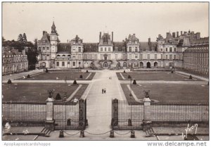 France Fontainbleau Le Palais Cour des Adieux