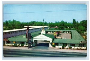 Topper Motor Hotel Bakersfield US 99 Duncan Hines CA Vintage Postcard F52