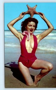 Risque Cheesecake BATHING BEAUTY at Ocean With BIG STARFISH c1950s  Postcard