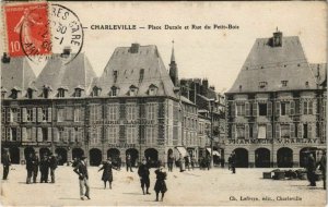 CPA CHARLEVILLE - Place Ducale et Rue du Petit-Bois (135498)
