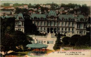 CPA Le HAVRE-L'Hotel de Ville et le Jardin Public (347856)