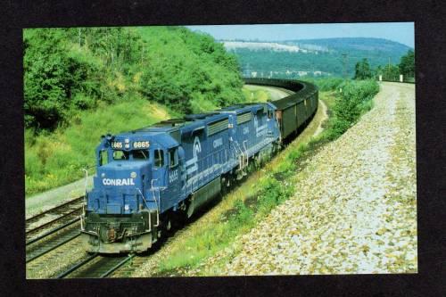 PA Conrail Railroad Train TUNNELHILL PENNSYLVANIA PENN Postcard PC Carte Postale