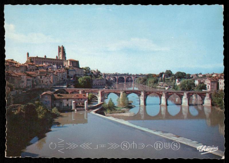 L'ALBIGEOIS - Le Pont-Vieux sur le Tarn, a ALBI et la Basilique Sainte-Cecile