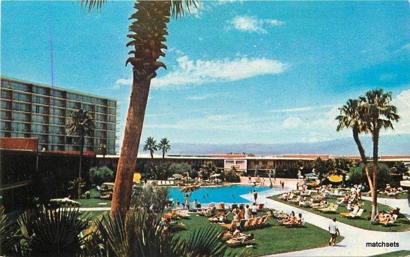 LAS VEGAS, NEVADA Stardust Hotel Golf Club pool postcard Plastichrome 338