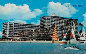 HI, Waikiki, Honolulu, Hawaii, Reef Hotel, Mike Roberts