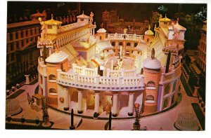 Circus Maximus Made of Sugar, Ripley's Believe It or Not Museum, Tennessee