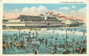 Texas Galveston 1920 Surf beach scene Seawall Specialty Postcard 22-7096