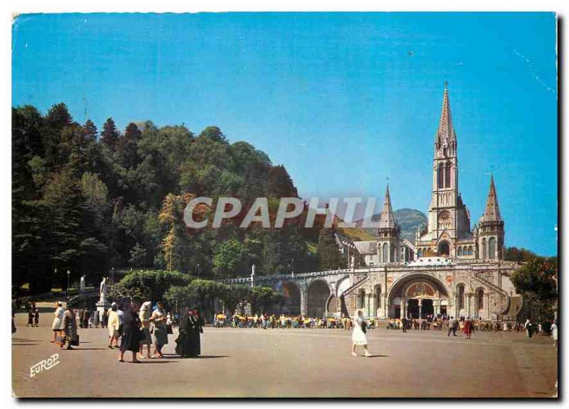 Modern Postcard Lourdes Htes Pyr Basilica and the Esplanade