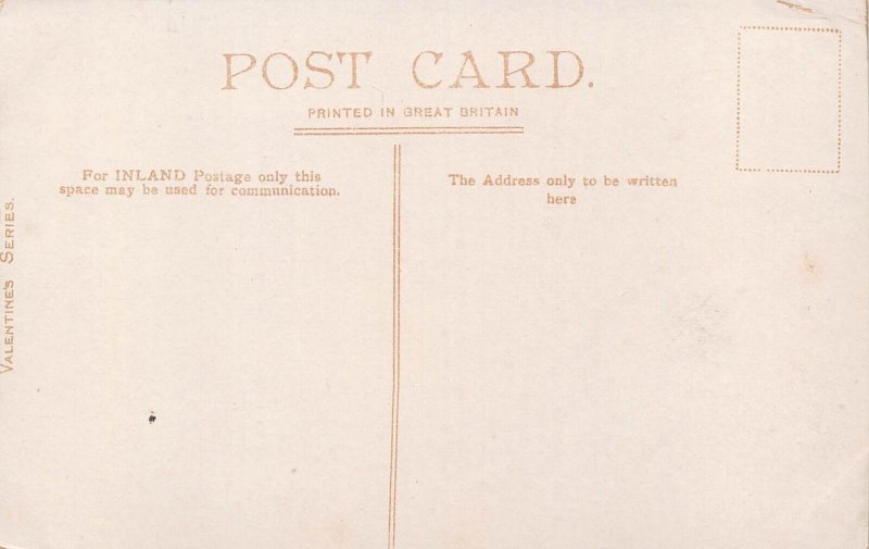 S S LINET PASSING LOCHGILPHEAD SCOTLAND POSTCARD