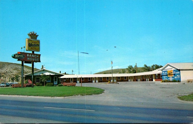 North Dakota Jamestown Ranch House Motel
