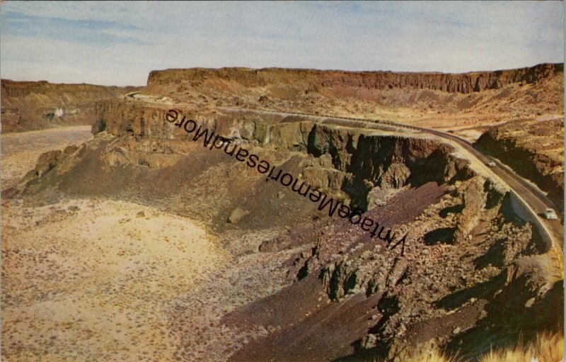 Section of US Highway No. 10 Columbia River Crossing at Vantage Postcard PC244