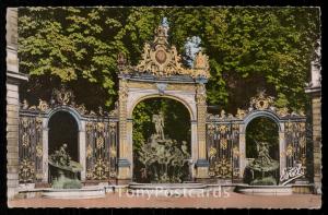 Place Stanilas - Fontaine de Neptune