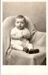 RPPC Adorable Baby Ramon Bergen c1929-50 Beautiful Eyes Postcard V12