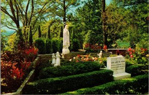 Vtg Our lady Of Fatima Shrine St Elizabeth Church Eureka Springs AR Postcard