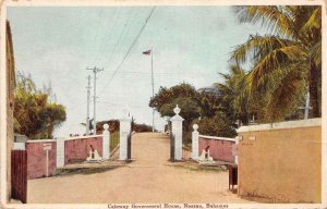 Nassau Bahamas Government House Gateway Entrance Postcard AA70504