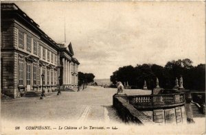 CPA Compiegne- Le Chateau et les Terrasses FRANCE (1009081)