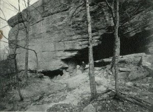 Vintage Post Card Under The Rocks Rock City Near Olean, NY P18