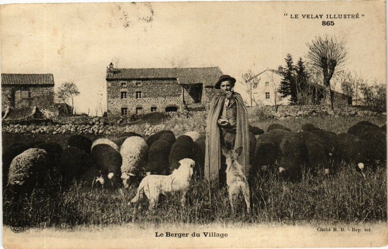 CPA Le VELAY Illustre - Le Berger du Village (202787)