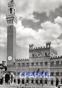 Postcard Modern SIENA
Palazzo del Comune Mangia