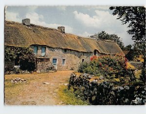 Postcard Chaumière dans la campagne bretonne, France